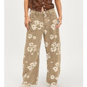NWT Floral Printed Jeans - Khaki - M, L, XL